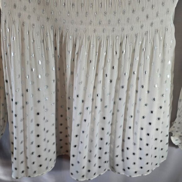 MELISSA PAIGE WHITE SILVER LONG SLEEVE TOP SHIMMER METALLIC SIZE SMALL RELAXED - Picture 8 of 11